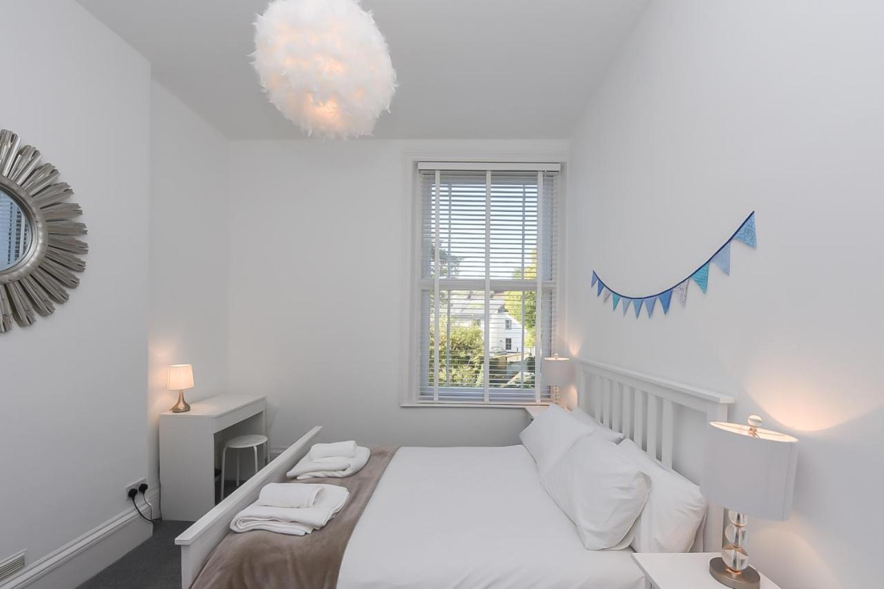 Fantastic Sea View, 1 Bed Sleeps 2 Apartman Broadstairs Kültér fotó